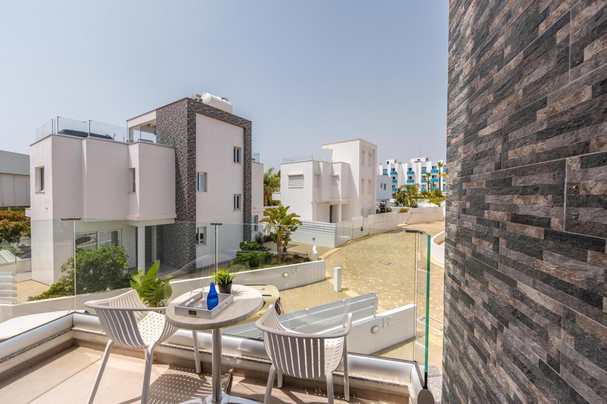 Fig Tree Bay Residences 5 프로타라스 외부 사진