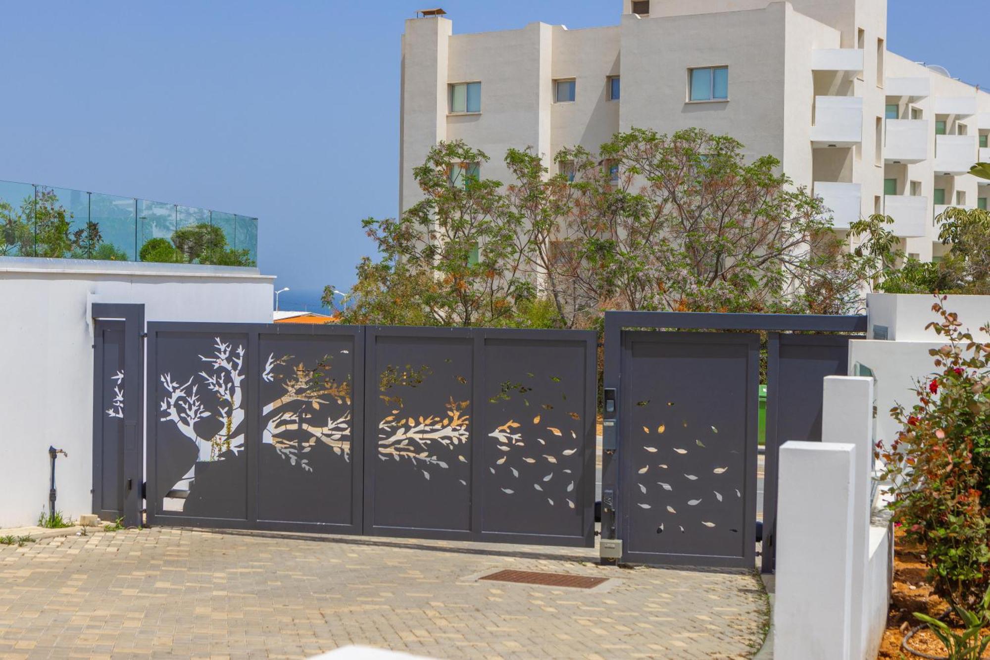Fig Tree Bay Residences 5 프로타라스 외부 사진